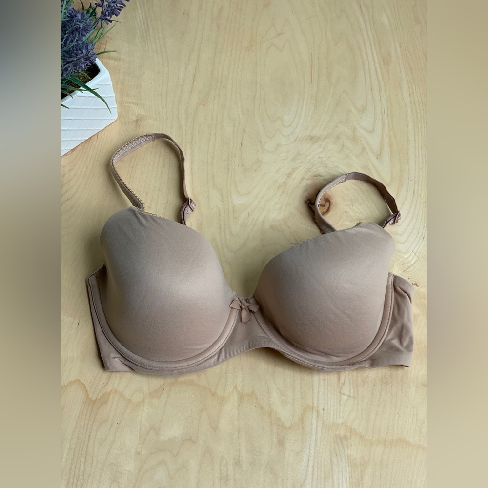 Victorias Secret woman’s beige bra